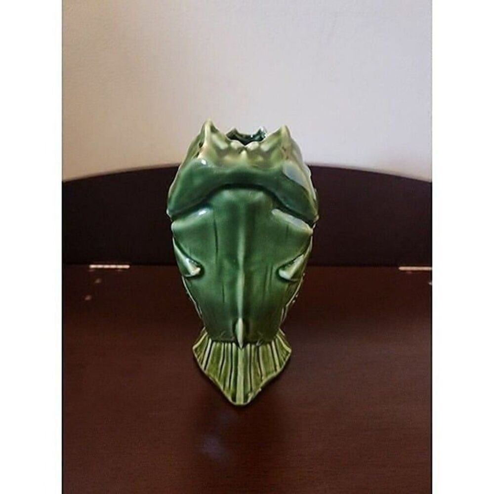 Disney's Trader Sam's Enchanted Tiki Bar 1st Edition Green Piranha Mug - Picture 7 of 9